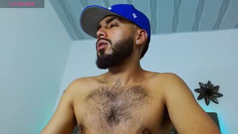 Snapshot of angelbacker chatting on 11, 3, 2025 Angel online show from 11, 3, 2025