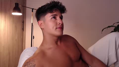 Snapshot of angelcossio chatting on 21, 12, 2024 Angel online show from 21, 12, 2024