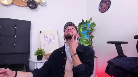 angeldamianart online show from 11, 11, 2025