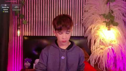 Angel dust online show from 15, 4, 2026