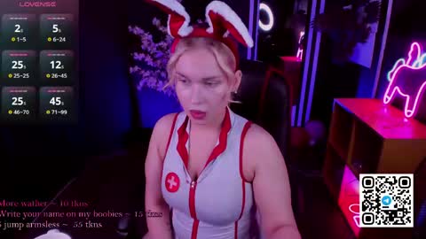 Snapshot of angelic_coy chatting on 21, 4, 2026 Angelic beauty online show from 21, 4, 2026