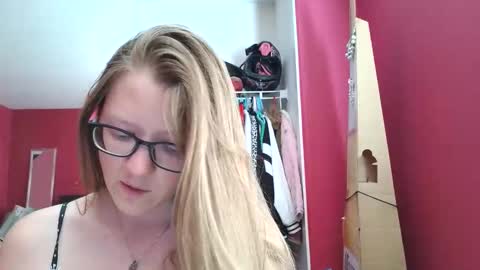 AngelicAngel online show from 28, 2, 2026