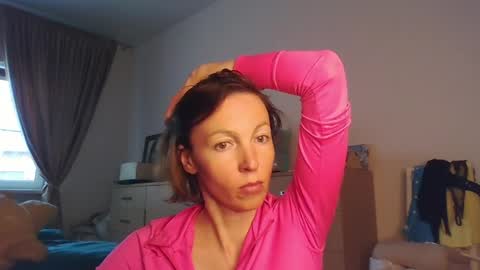 Snapshot of angelicfenix chatting on 1, 4, 2026 angelicfenix online show from 1, 4, 2026