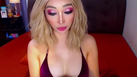 MS. AMALIA online show from 18, 12, 2025