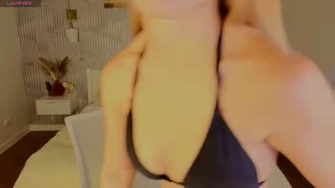 Angelina online show from 21, 7, 2026