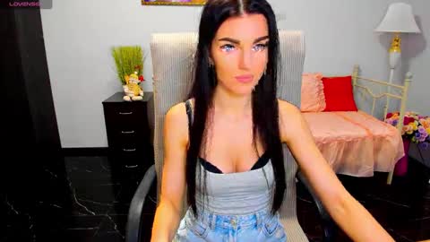 Snapshot of angelina_clark chatting on 21, 1, 2025 Angelina online show from 21, 1, 2025