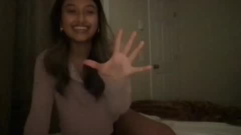 Snapshot of angelina_hall chatting on 11, 10, 2025 angelina_hall online show from 11, 10, 2025