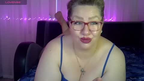 AngelinaGlam online show from 13, 7, 2026