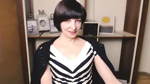 Angelina online show from 4, 4, 2026