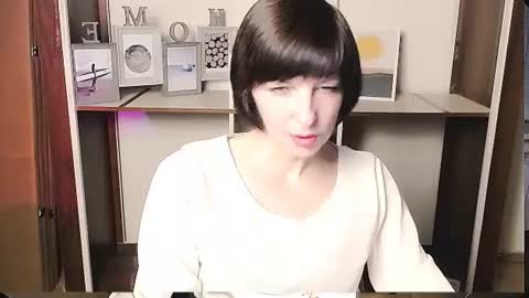 Snapshot of angelinalov_ chatting on 22, 6, 2026 Angelina online show from 22, 6, 2026