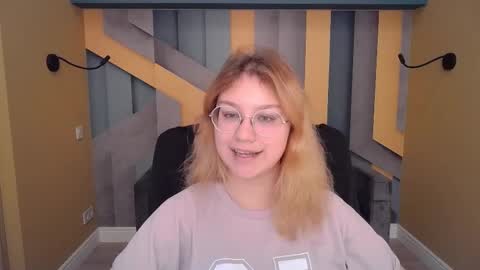 AngelinaLow online show from 5, 3, 2026