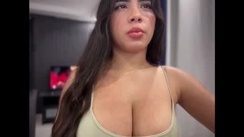 Snapshot of angelinav7 chatting on 24, 4, 2026 Angelina Weiss online show from 24, 4, 2026