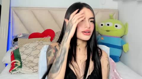 Angeline Smith  online show from 2, 3, 2025