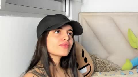 Angeline Smith  online show from 20, 9, 2025