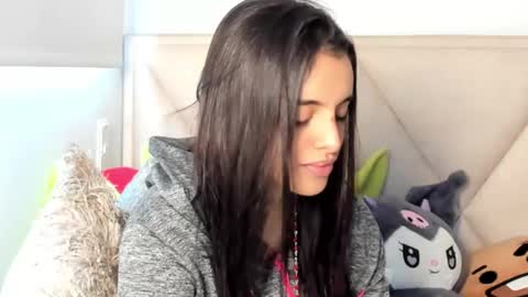 Angeline Smith  online show from 24, 9, 2025