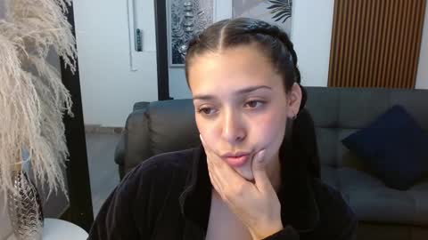 angeline_davies online show from 24, 2, 2025