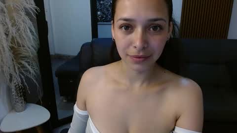 angeline_davies online show from 6, 3, 2025