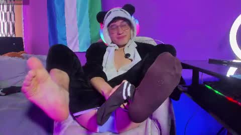 Snapshot of angelito18_twink chatting on 10, 6, 2026 Angel online show from 10, 6, 2026