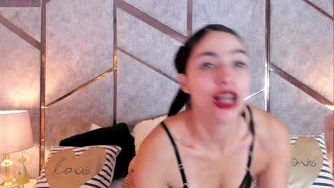 Angel online show from 30, 1, 2025