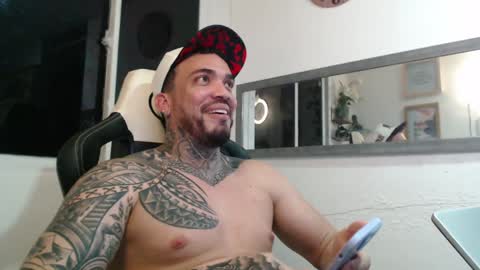 Snapshot of angellatino0 chatting on 2, 12, 2024 angellatino0 online show from 2, 12, 2024