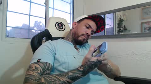 Snapshot of angellatino0 chatting on 4, 12, 2024 angellatino0 online show from 4, 12, 2024
