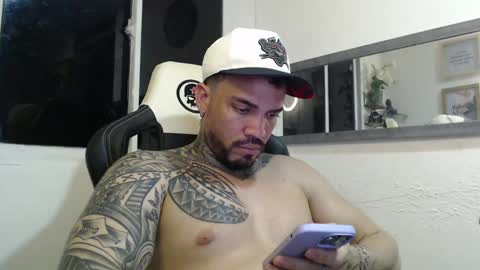 Snapshot of angellatino0 chatting on 8, 12, 2024 angellatino0 online show from 8, 12, 2024