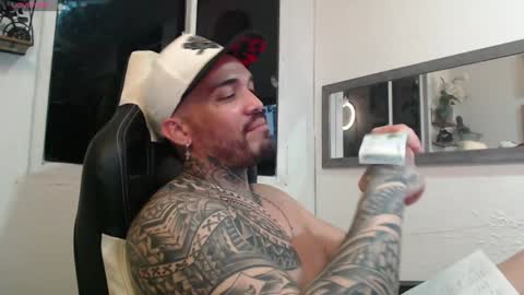 Snapshot of angellatino0 chatting on 18, 12, 2024 angellatino0 online show from 18, 12, 2024