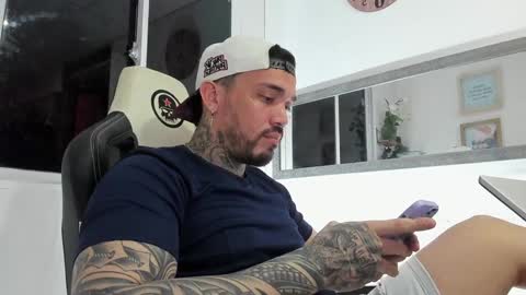 Snapshot of angellatino0 chatting on 1, 1, 2025 angellatino0 online show from 1, 1, 2025