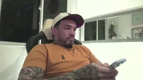 Snapshot of angellatino0 chatting on 3, 1, 2025 angellatino0 online show from 3, 1, 2025