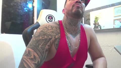 Snapshot of angellatino0 chatting on 7, 1, 2025 angellatino0 online show from 7, 1, 2025