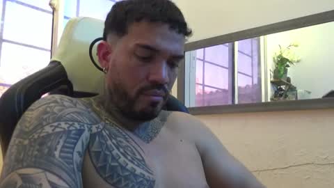 Snapshot of angellatino0 chatting on 19, 1, 2025 angellatino0 online show from 19, 1, 2025