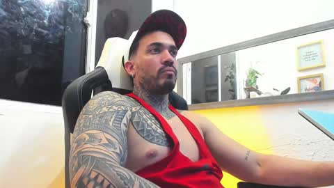Snapshot of angellatino0 chatting on 6, 2, 2025 angellatino0 online show from 6, 2, 2025