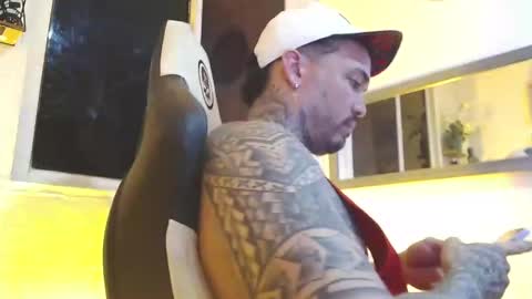 Snapshot of angellatino0 chatting on 21, 2, 2025 angellatino0 online show from 21, 2, 2025
