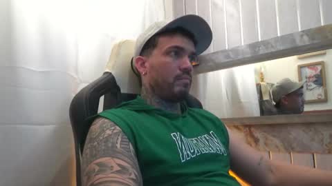 Snapshot of angellatino0 chatting on 27, 9, 2025 angellatino0 online show from 27, 9, 2025