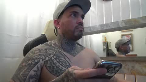Snapshot of angellatino0 chatting on 13, 10, 2025 angellatino0 online show from 13, 10, 2025