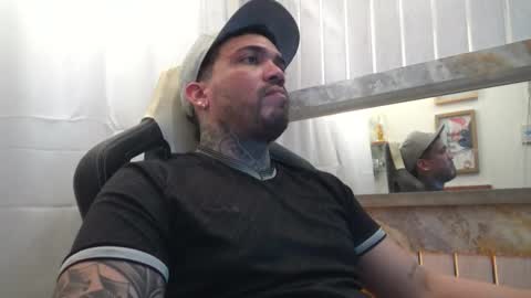 Snapshot of angellatino0 chatting on 20, 10, 2025 angellatino0 online show from 20, 10, 2025