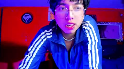 Snapshot of angellonfire chatting on 12, 2, 2025 Angel  online show from 12, 2, 2025