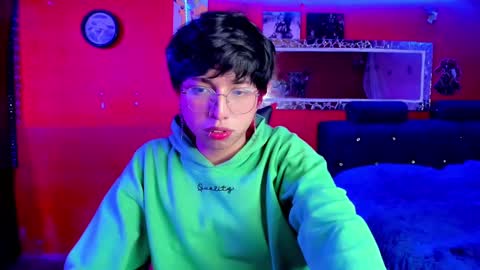 Snapshot of angellonfire chatting on 12, 3, 2025 Angel  online show from 12, 3, 2025