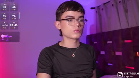 Snapshot of angelocute_ chatting on 9, 10, 2025 Angelo I work from home this is my room  online show from 9, 10, 2025