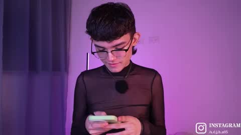 Angelo I work from home this is my room  online show from 20, 2, 2026