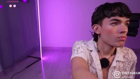 Angelo I work from home this is my room  online show from 5, 3, 2026