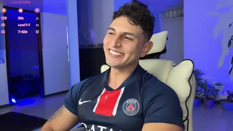 Snapshot of angeloferro1 chatting on 5, 3, 2025 Angelo Ferro online show from 5, 3, 2025