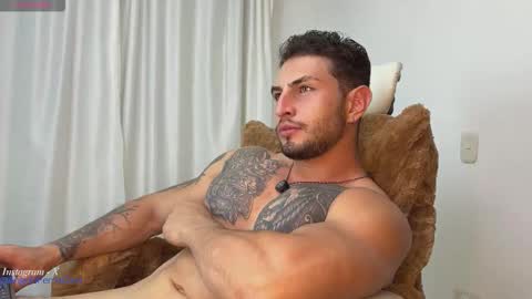 Snapshot of angeloferro1 chatting on 12, 9, 2025 Angelo Ferro online show from 12, 9, 2025