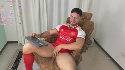 Snapshot of angeloferro1 chatting on 16, 9, 2025 Angelo Ferro online show from 16, 9, 2025