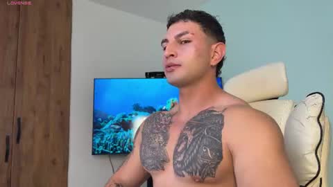 Angelo Ferro online show from 6, 7, 2026