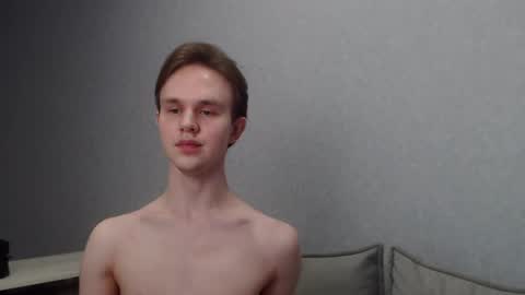 Snapshot of angelraaay chatting on 3, 2, 2025 Angel online show from 3, 2, 2025