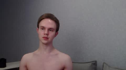 Snapshot of angelraaay chatting on 7, 2, 2025 Angel online show from 7, 2, 2025