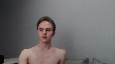 Snapshot of angelraaay chatting on 7, 2, 2025 Angel online show from 7, 2, 2025