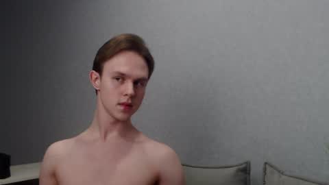 Snapshot of angelraaay chatting on 7, 2, 2025 Angel online show from 7, 2, 2025