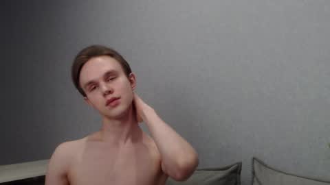 Snapshot of angelraaay chatting on 9, 2, 2025 Angel online show from 9, 2, 2025